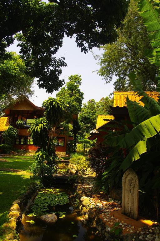 Zahrada ubytování Areeya Phuree Resort Thaton