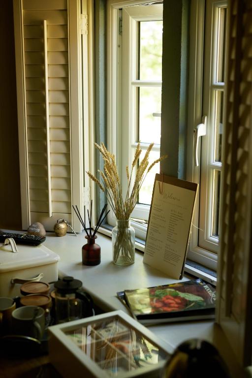 The Wheatsheaf Combe Hay - Resim 4