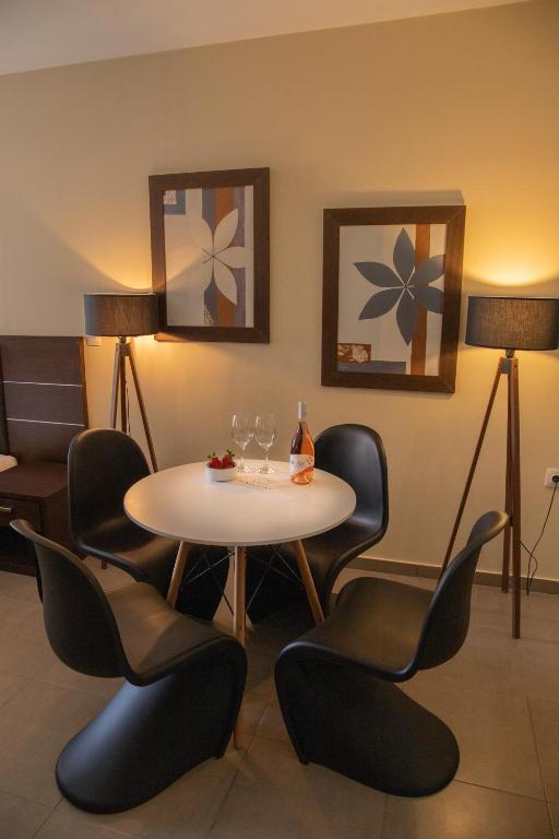 Posezení v ubytování Sunset Inn