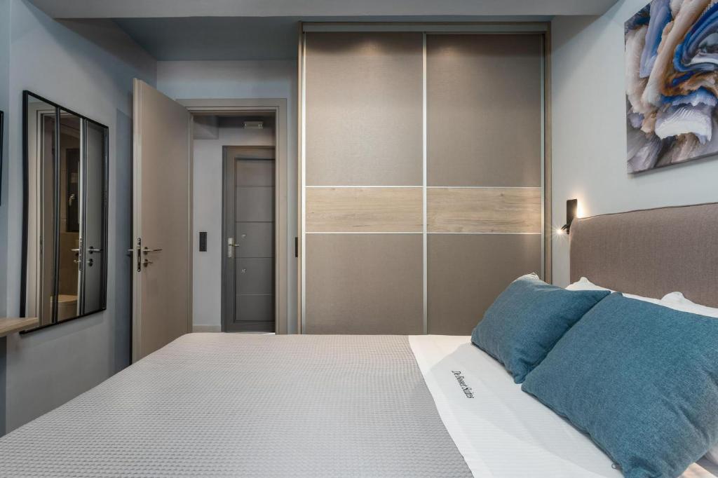 Posteľ alebo postele v izbe v ubytovaní De Bosset Suites Kefalonia