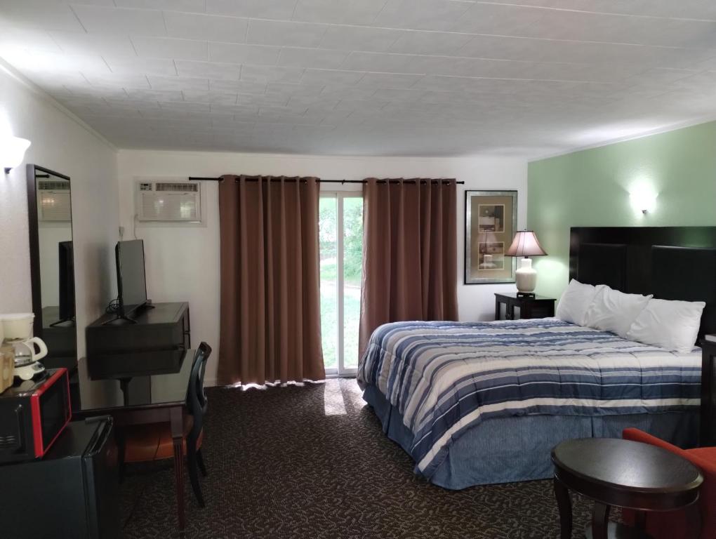 Tri Terrace Motel - Habitación Deluxe Con Cama Extragrande