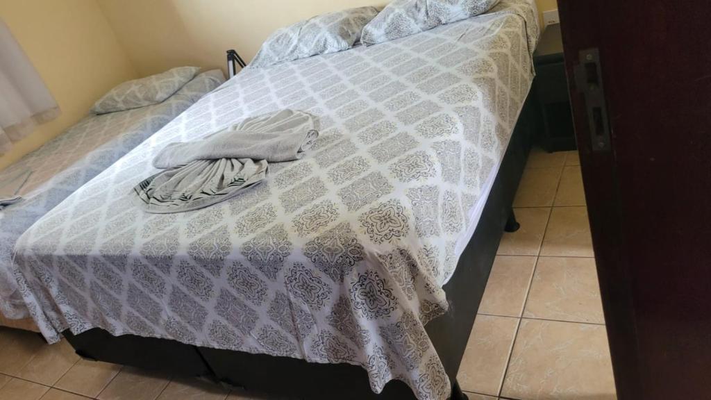 Postel nebo postele na pokoji v ubytování Cond Residencial Resort Pipa Chalés Triplex - Centro de Pipa
