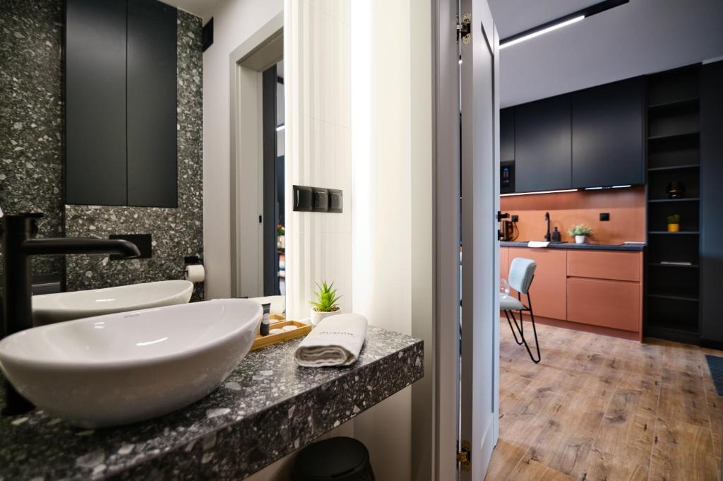 Jasmine by Housine - 17