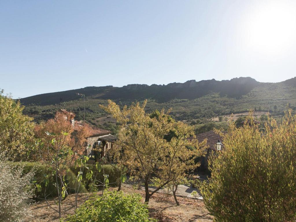Fotografie z fotogalerie ubytování Modern Farmhouse in Valencia de Alcántara with Pool v destinaci La Borrega