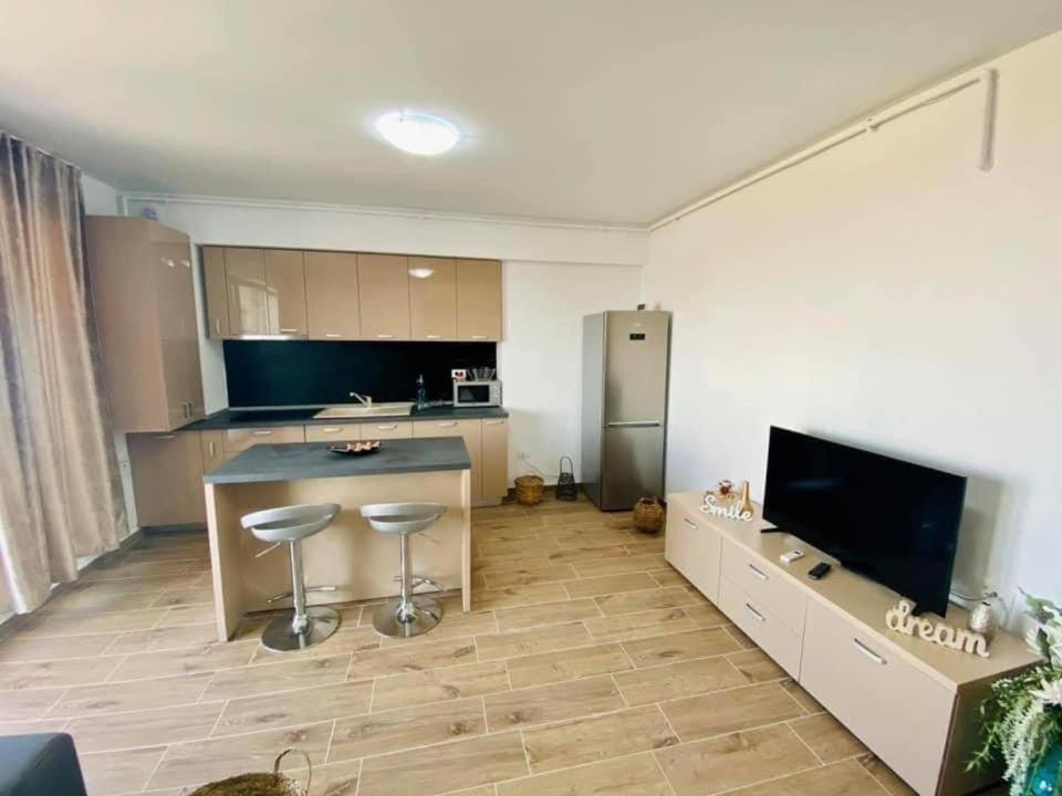 Kuchyň nebo kuchyňský kout v ubytování Bliss Apart Hotel Sea View