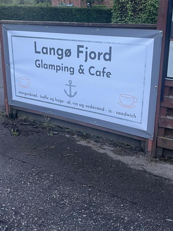Certifikát, hodnocení, plakát nebo jiný dokument vystavený v ubytování Langø Fjord Glamping NR 2