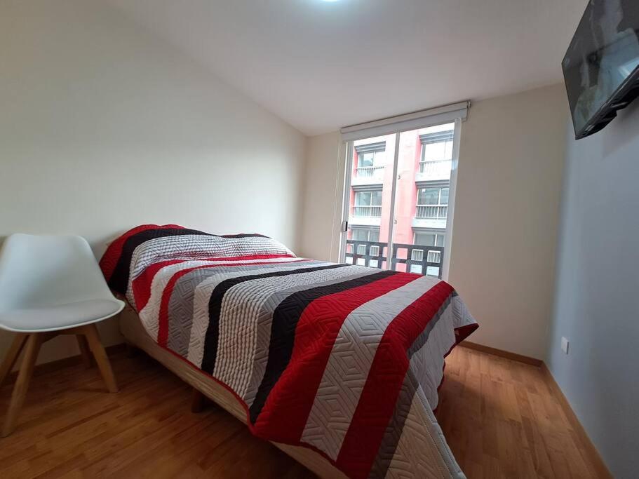 رزرو هتل و هاستل، مرکز آپارتمان Alameda CDMX, آژانس هواپیمایی آسمان سپید