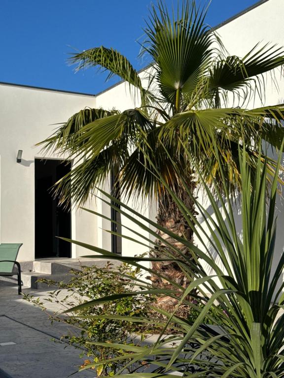 Fotografie z fotogalerie ubytování Villas Ambiance 21 Elégance Méditerranéenne à Portiragnes, entre Terre et Mer Villa Helma v destinaci Portiragnes