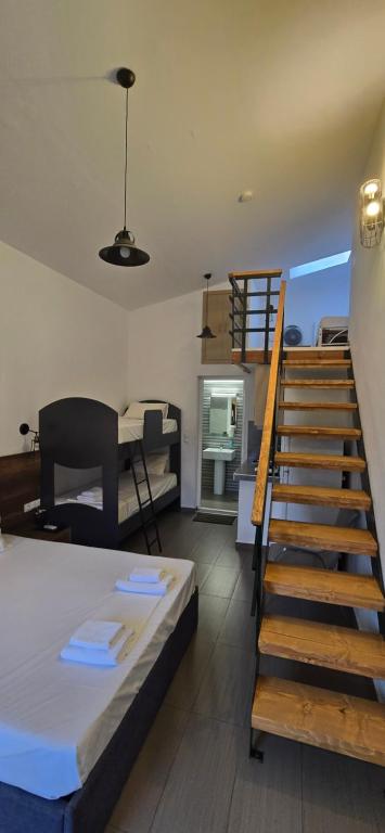 Sophia seaview suites & restaurant - 14