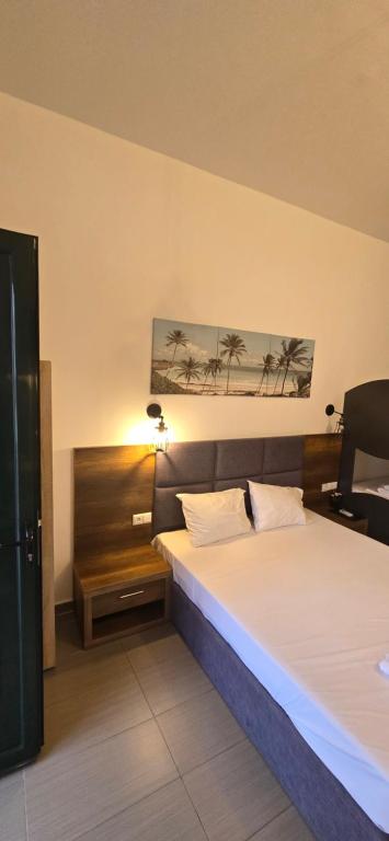 Sophia seaview suites & restaurant - 13