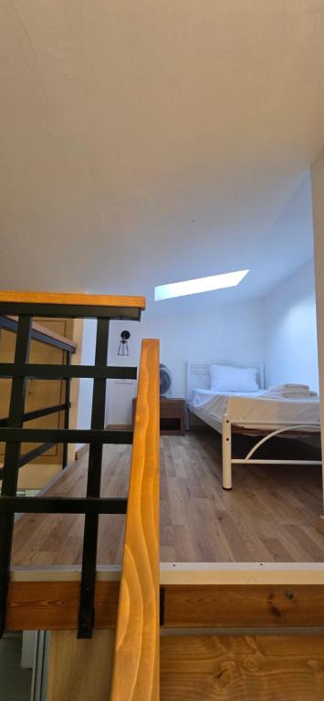 Sophia seaview suites & restaurant - 11