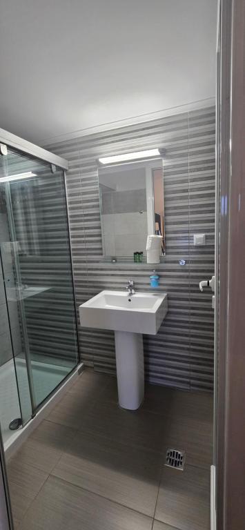 Sophia seaview suites & restaurant - 16