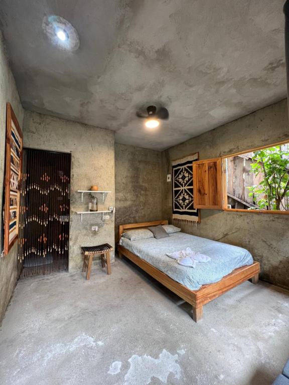 Postel nebo postele na pokoji v ubytování EB5 Escape-Contemporary Stay, San Marcos La Laguna #4