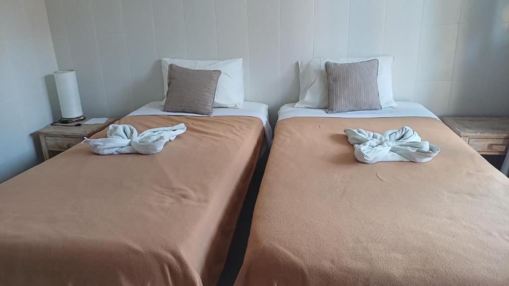 Sanata Yoga Guesthouse - 1