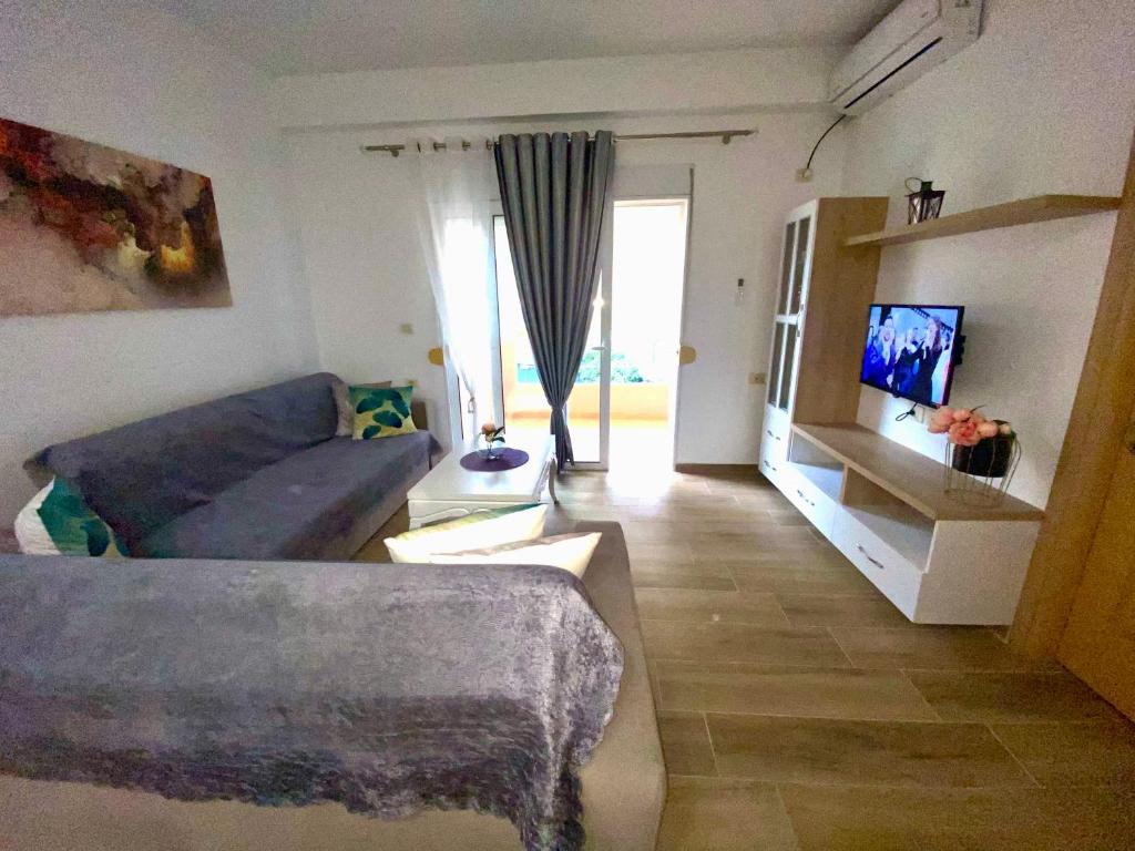 Bellas Apartment 2
