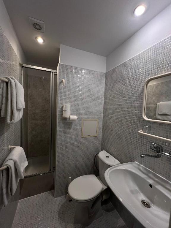 Koupelna v ubytování Hotel Praha Liberec