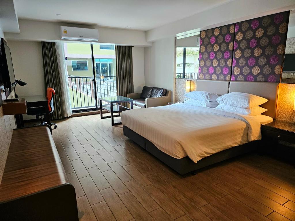 Dynasty Grande Hotel - Resim 11