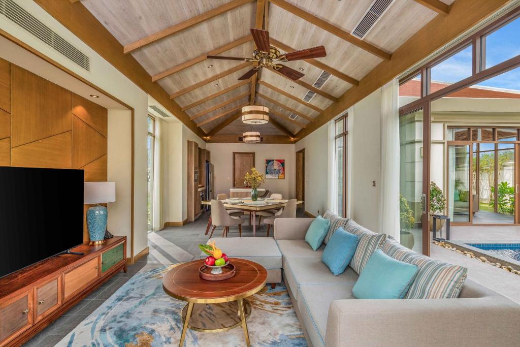 Three Bedroom Pool Villa:
