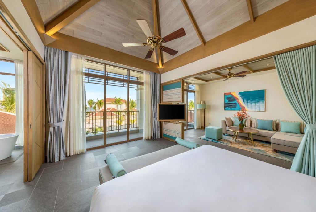 Three Bedroom Ocean Premium Villa with Private Pool – Spa Inclusive