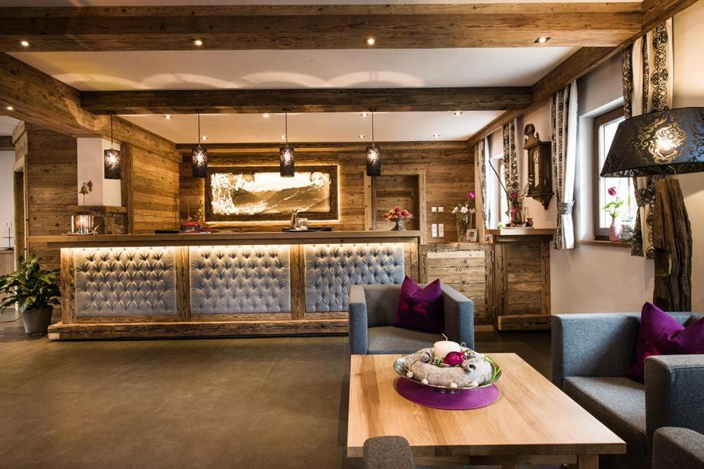 Posezení v ubytování Hotel Salzburgerhof