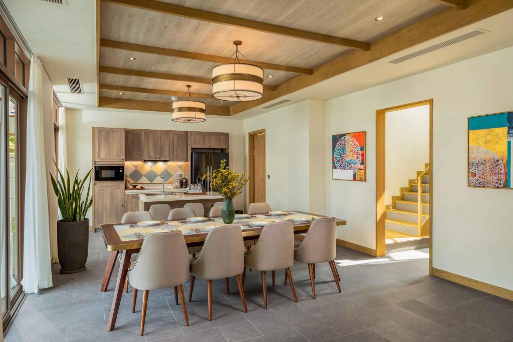Four Bedroom Premium Villa with Private Pool – Spa Inclusive