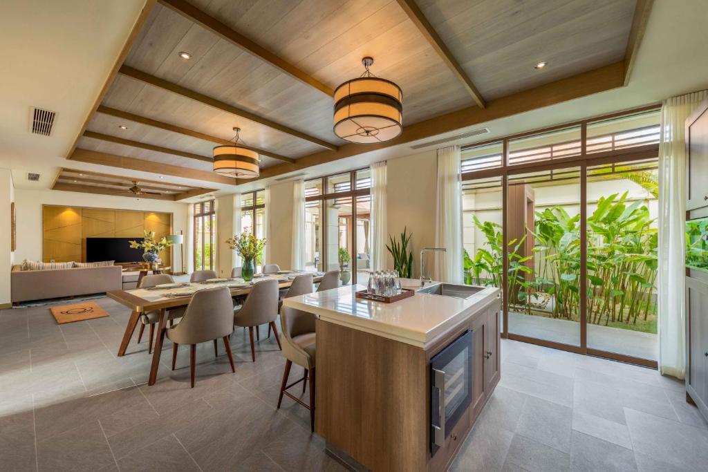 Four Bedroom Premium Villa with Private Pool – Spa Inclusive