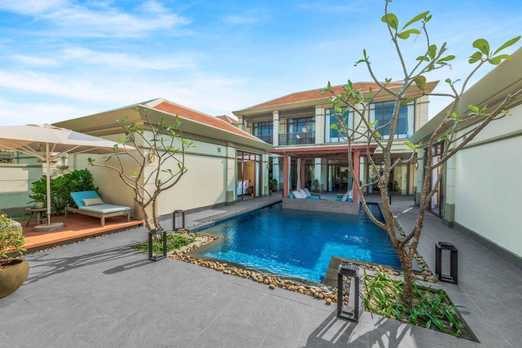 Four Bedroom Premium Villa with Private Pool – Spa Inclusive