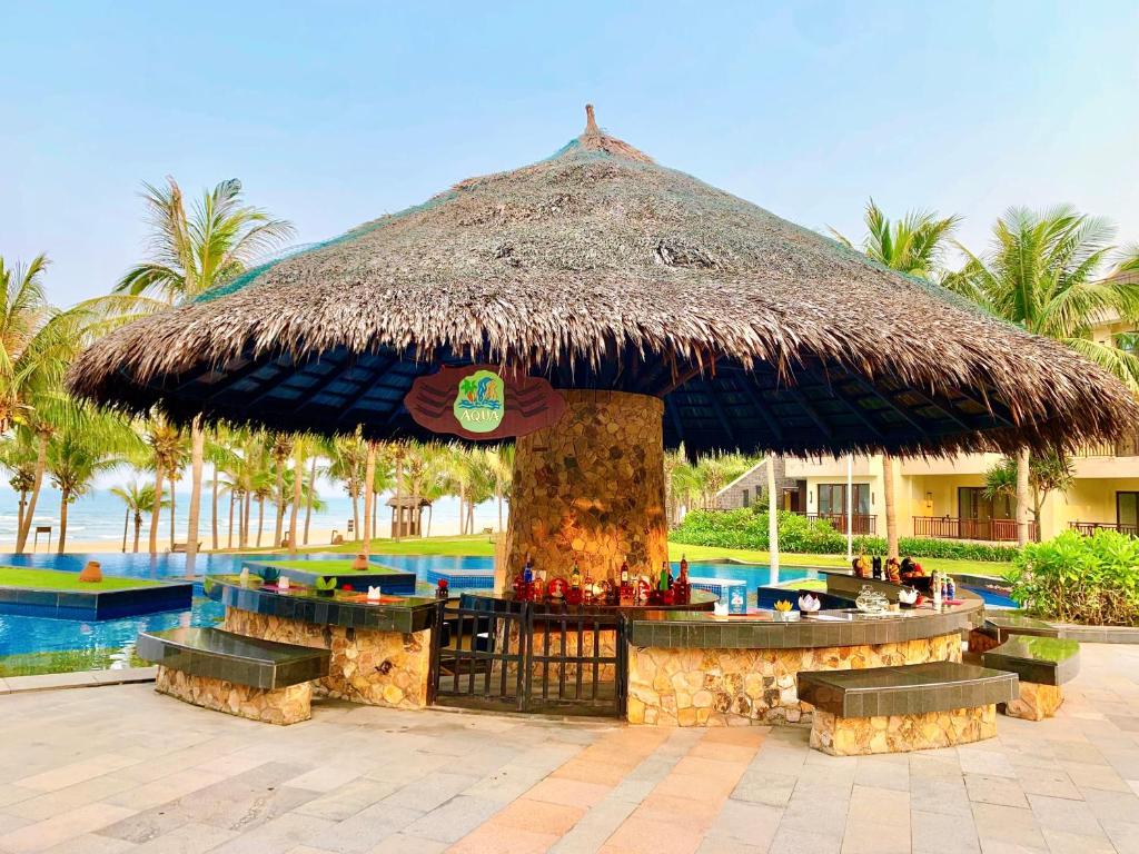 Bazén v ubytování Crowne Plaza Danang Hotel & Resort nebo v jeho okolí