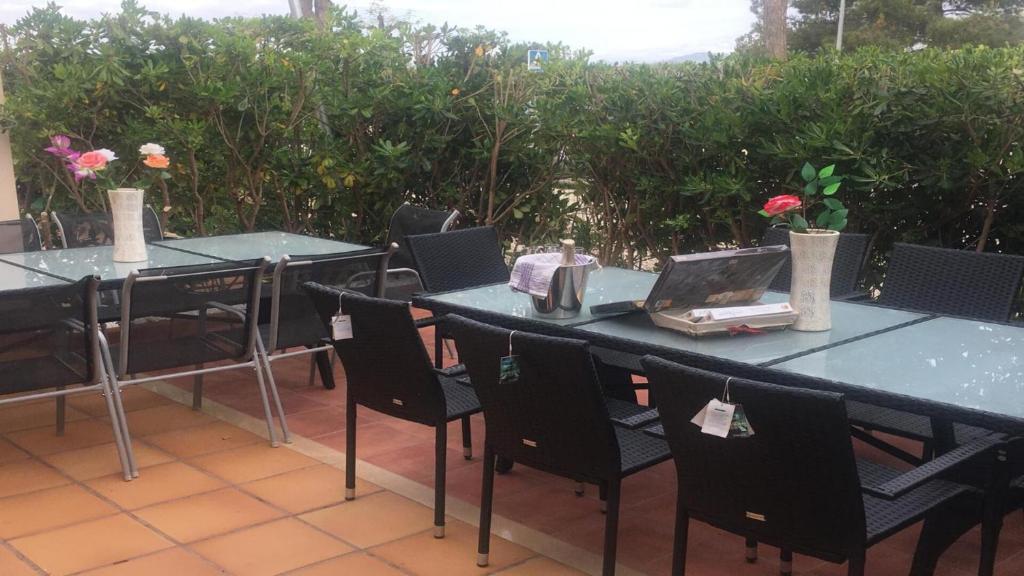 Ogród w obiekcie Fabuloso alojamiento compuesto por 4 chalets adosados de lujo en Panorámica Golf para 28 personas piscina con CIRCUITO SPA