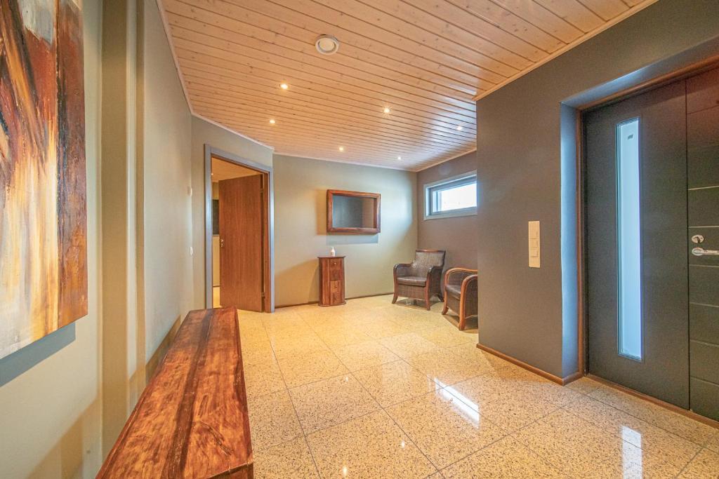 Гостиная зона в Levillas Kinnastie 33 Villas