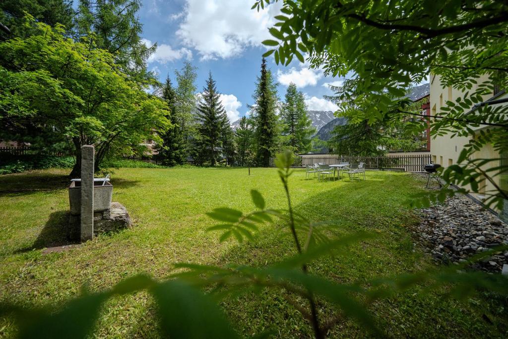 Zahrada ubytování Haus Padrun 2
