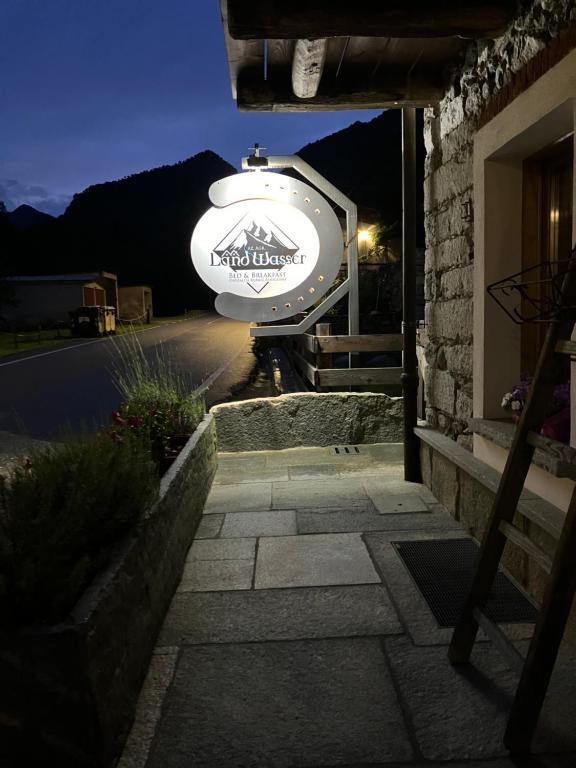 Nespecifikovaný výhled na hory nebo výhled na hory při pohledu z bed and breakfast