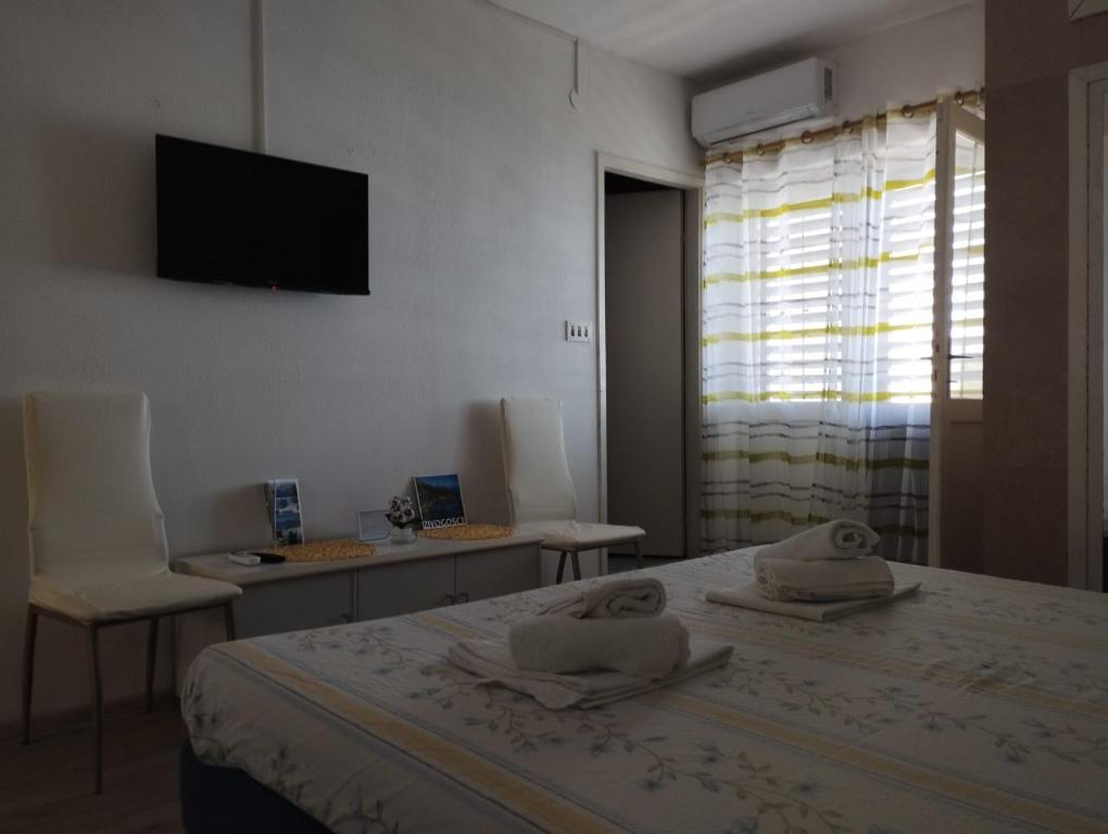 TV a/nebo společenská místnost v ubytování Borovik Guest House