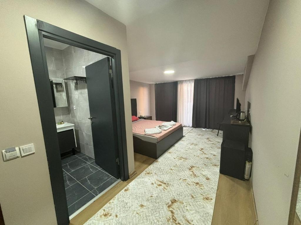 Postel nebo postele na pokoji v ubytování Side Mira Palace & Spa