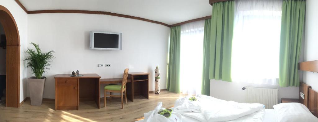 Mathiasl Panorama Ferienwohnungen - 8