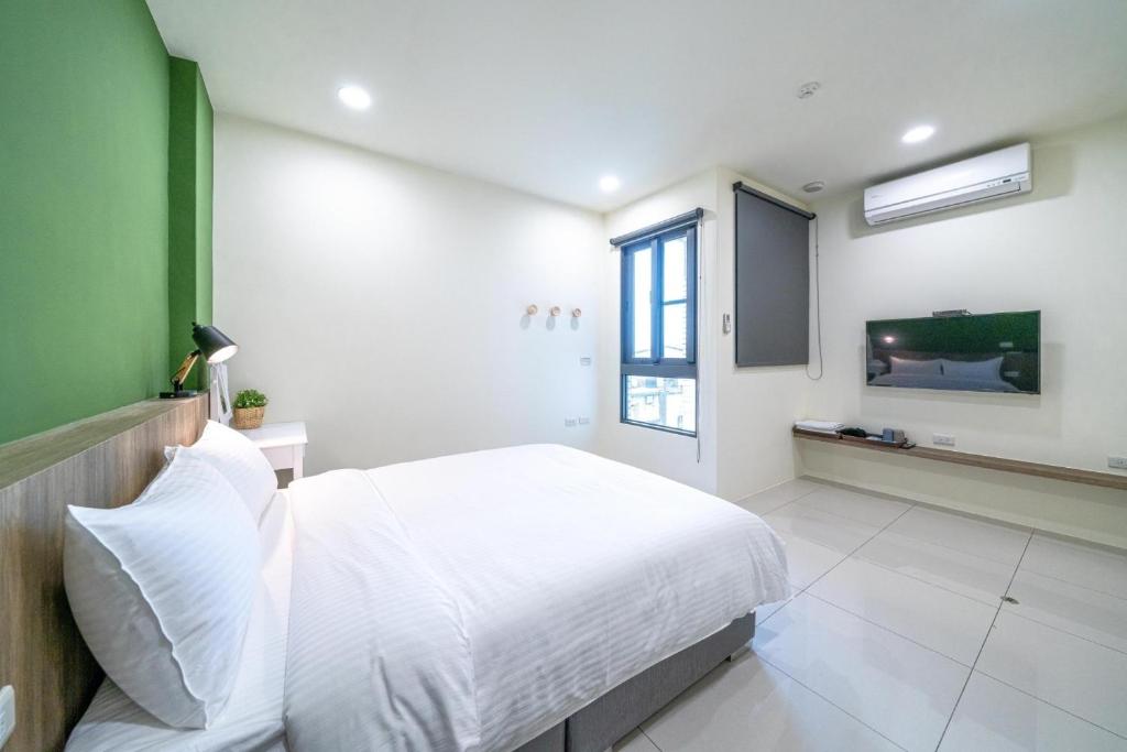 Μια τηλεόραση ή/και κέντρο ψυχαγωγίας στο Little House Homestay