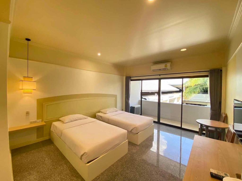 Goldenland Hotel Chiangrai - Resim 2