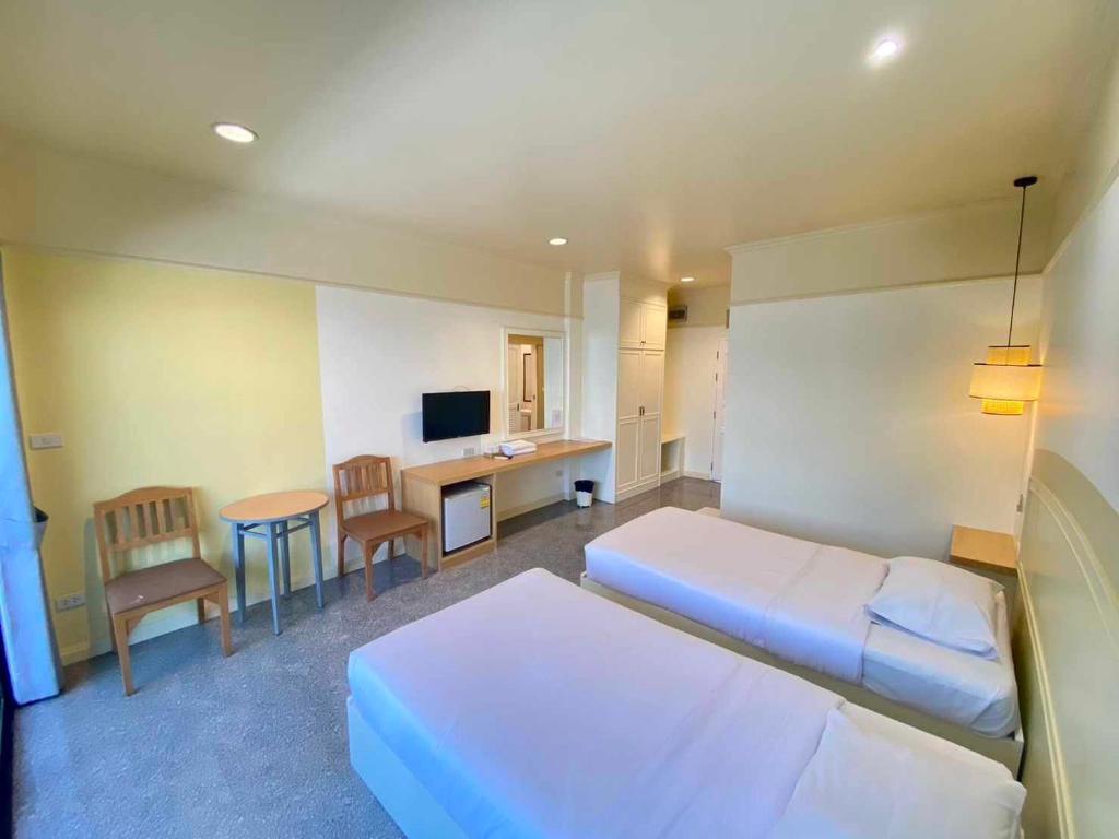 Goldenland Hotel Chiangrai - Resim 4