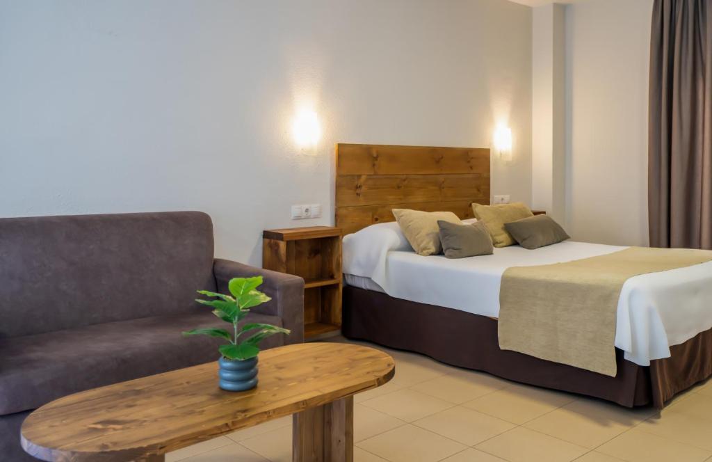 Apartamentos Puerta del Sur - Estudio Doble