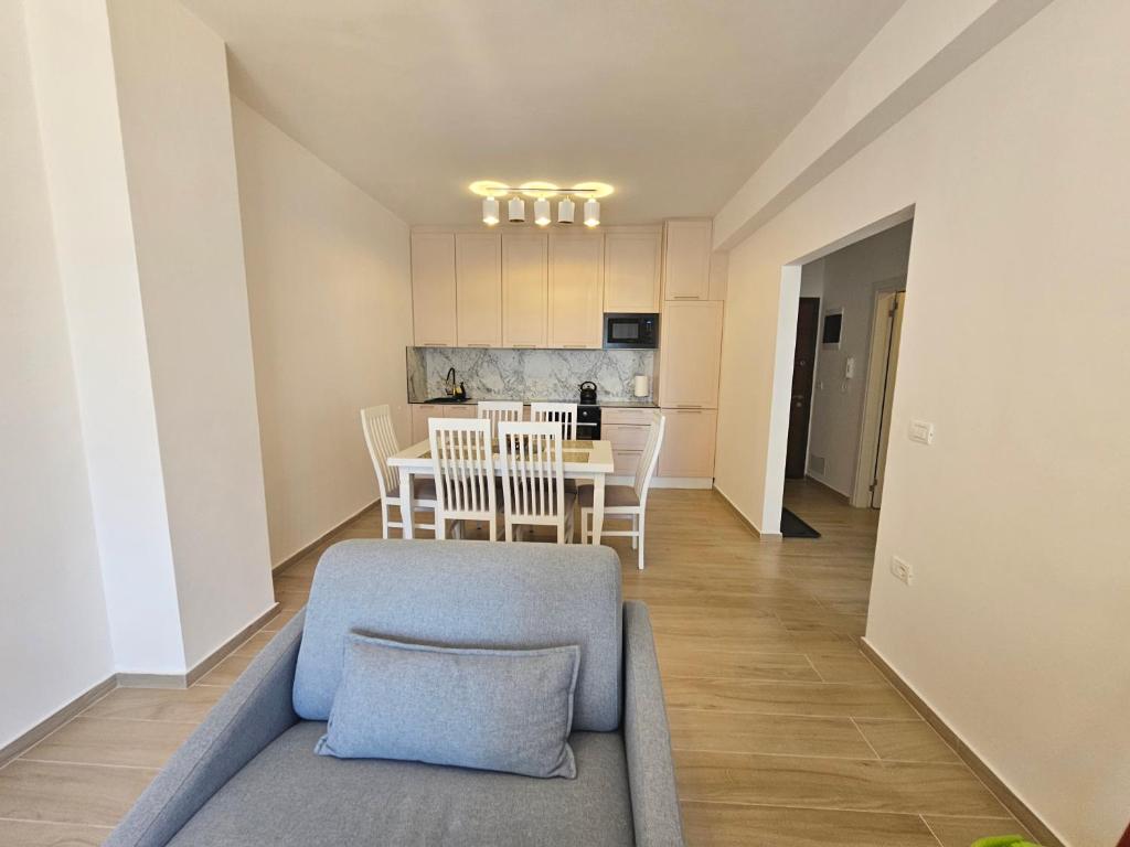 A seating area at Jusal Sea View Apartment