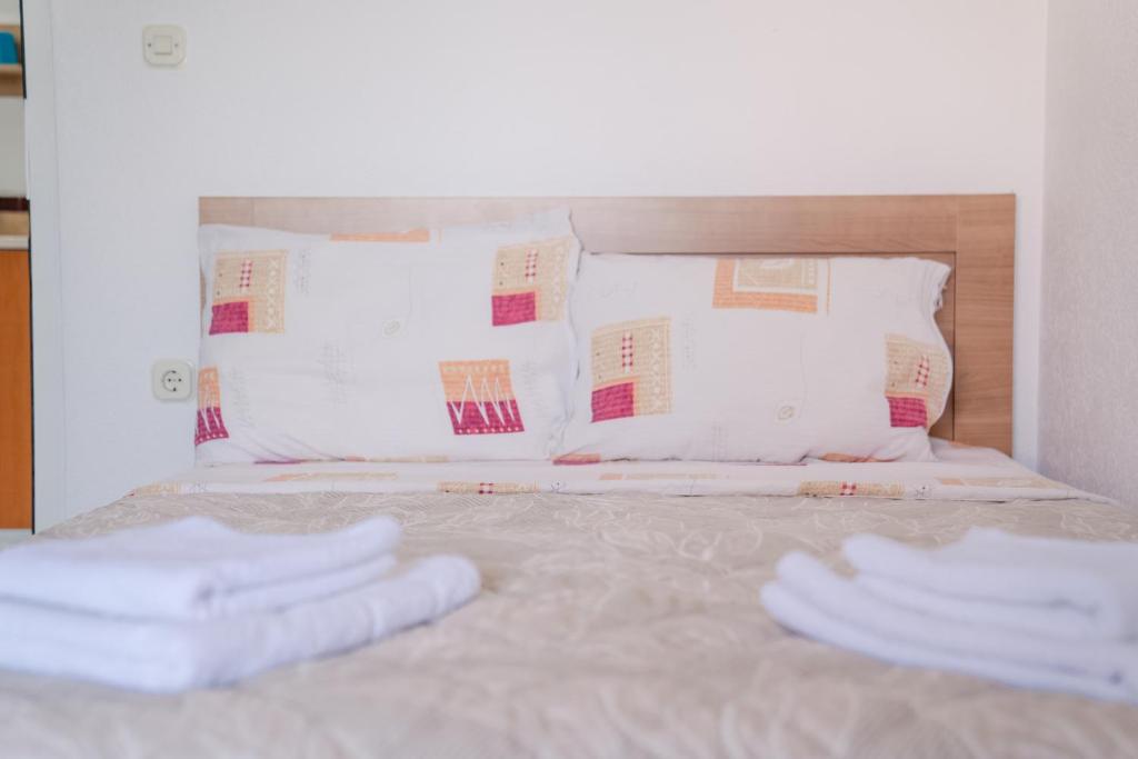 Towels on bed