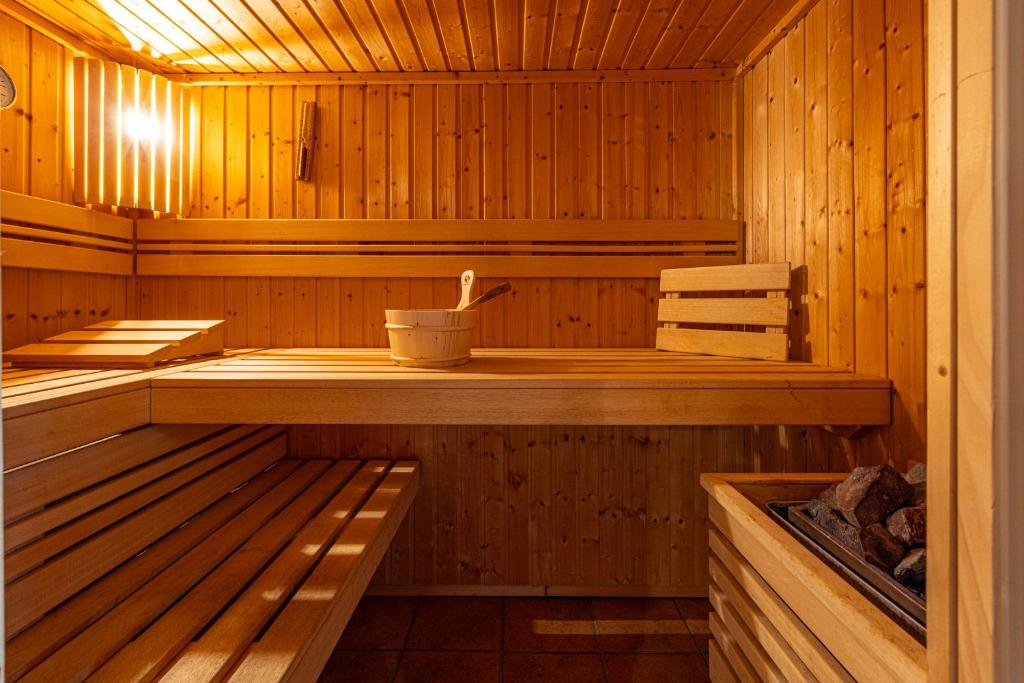 Billede fra billedgalleriet på Wellnessparadies mit Sauna und Whirlpool i Krakow am See