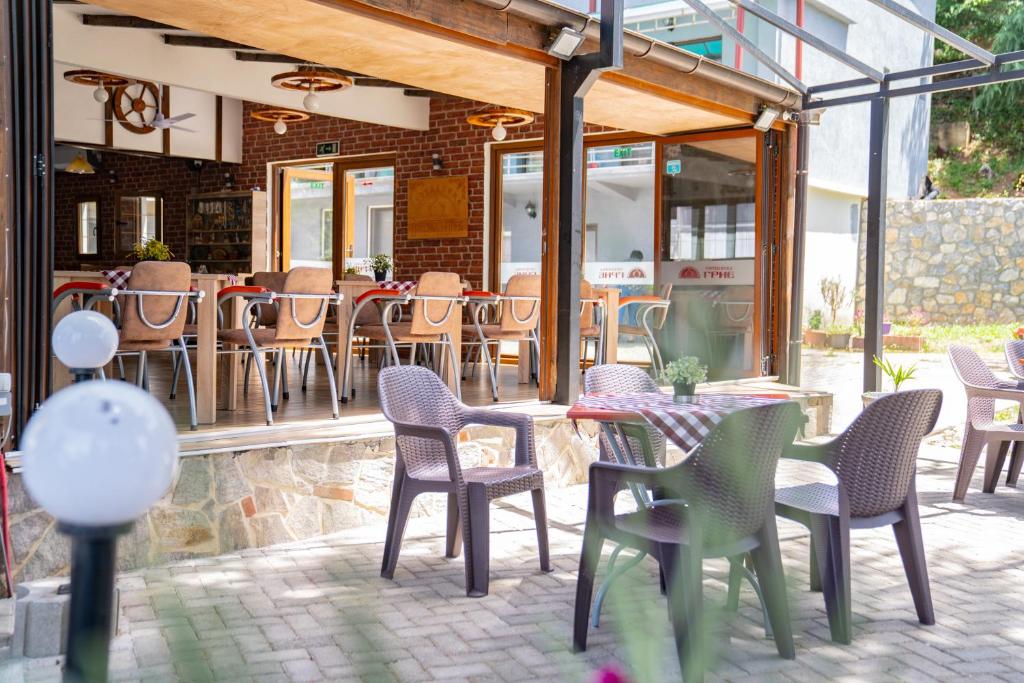 Outdoor patio