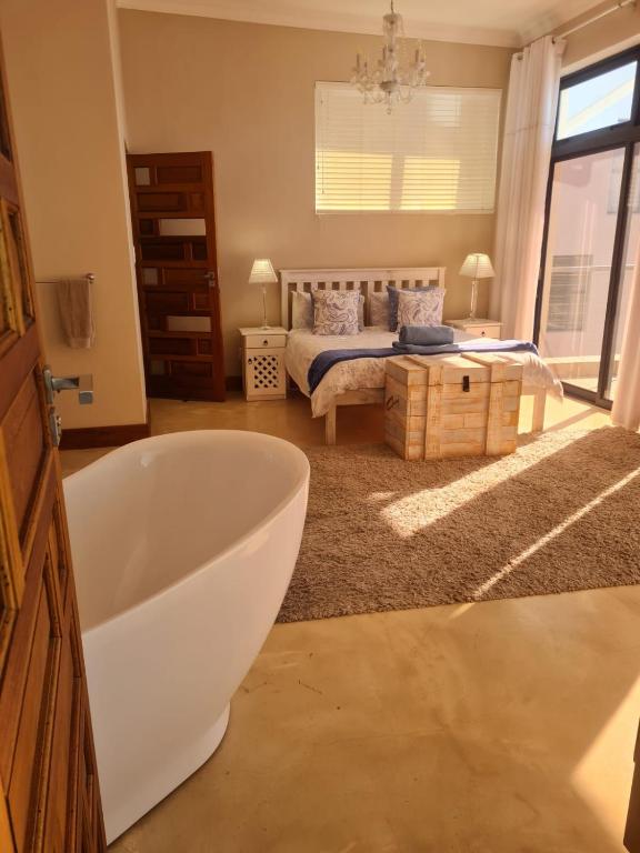 Point Village Accommodation - Santos 61/62 - Image 24