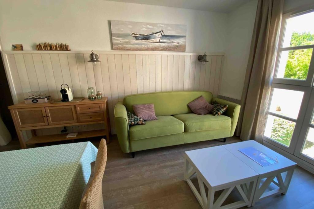 Posezení v ubytování Apt 4 residence in the heart of St-Martin with swimming pool and parking