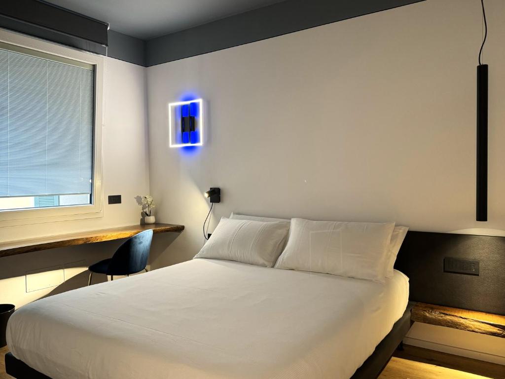 Postel nebo postele na pokoji v ubytování AdisArtur Elegant B&B