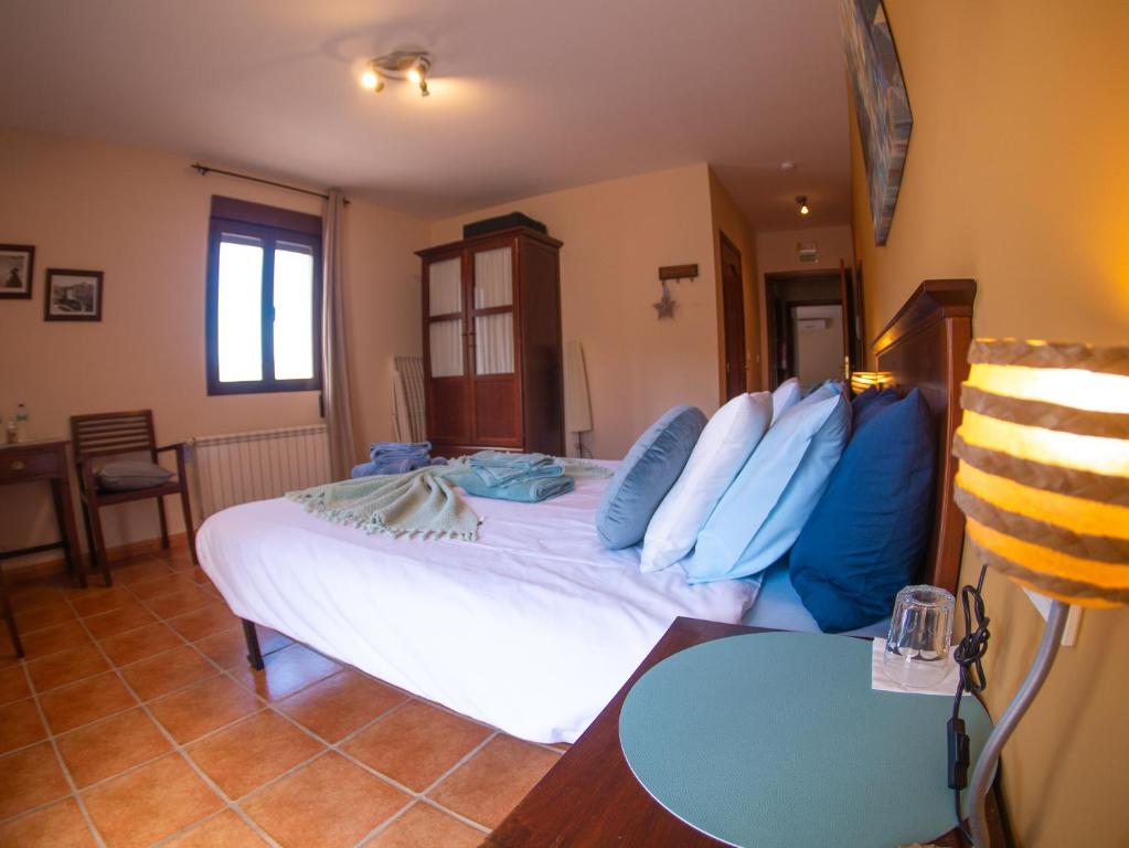 A bed or beds in a room at B&B Casa Claví