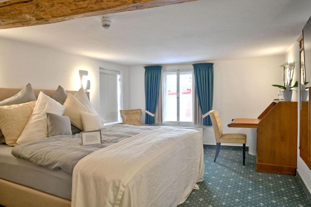Hotel zum Löwen Herborn - Deluxe Double Room