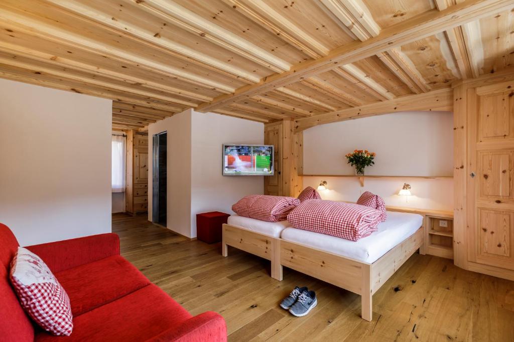 Casa La Roda, Via da Scola 2 - 一张双人床的工作室公寓