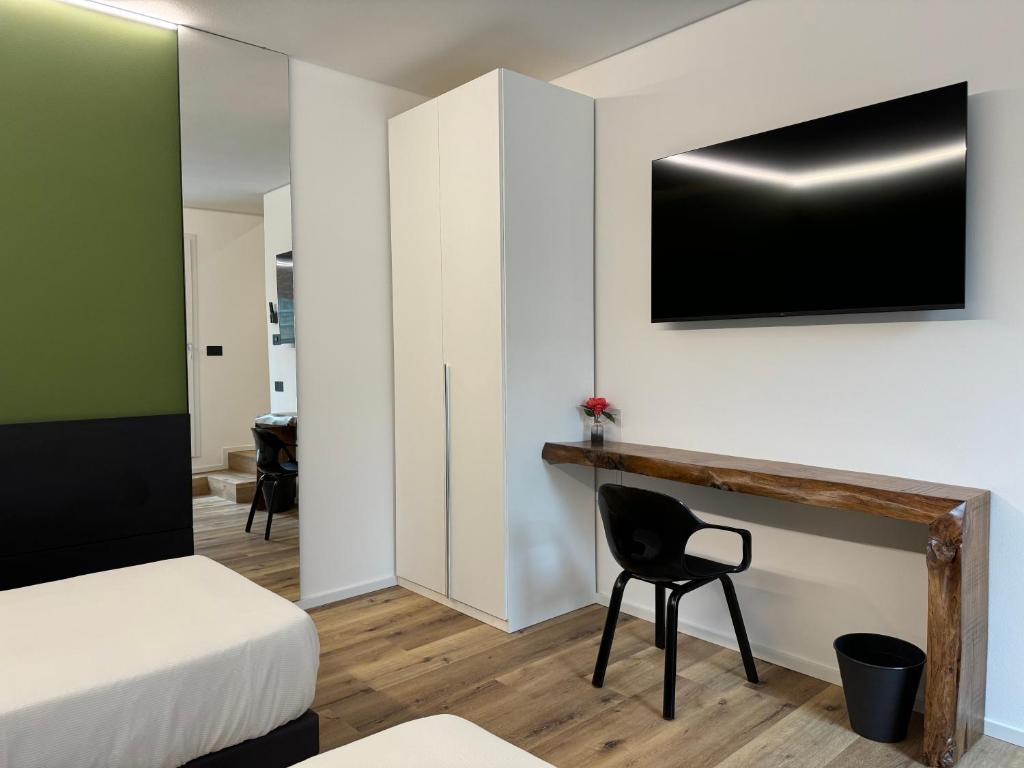 TV a/nebo společenská místnost v ubytování AdisArtur Elegant B&B
